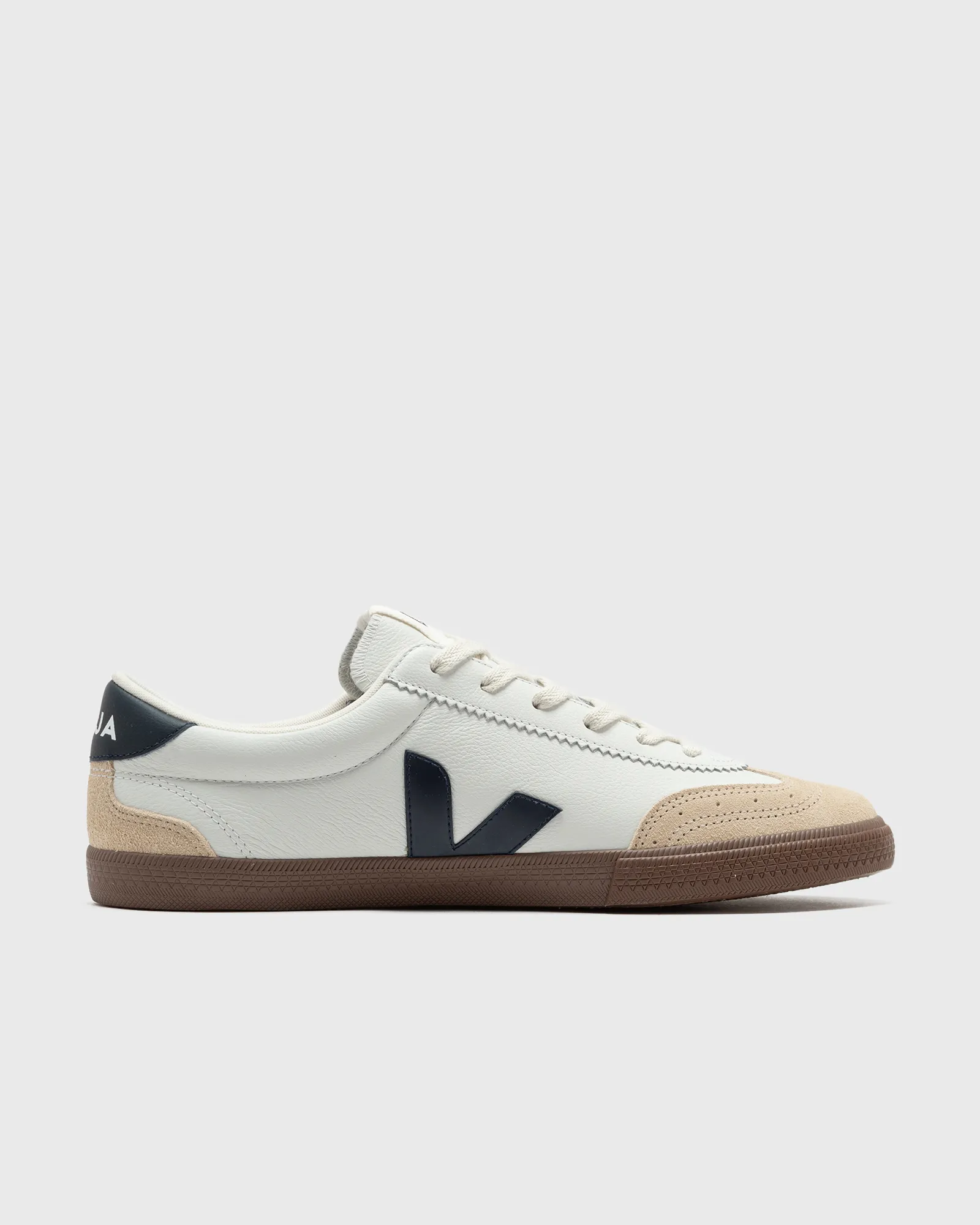 Veja VOLLEY O.T. LEATH