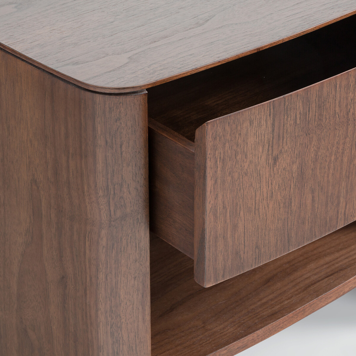 AM.PM<br>Mesa de cabeceira em folheado de nogueira ou carvalho, Willow