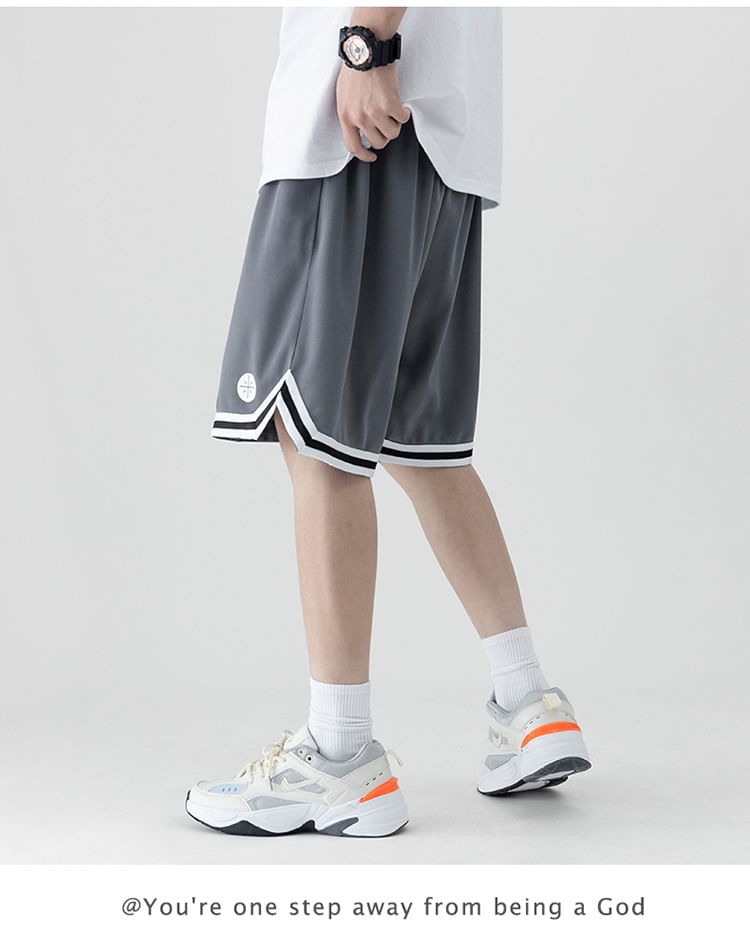 Wewewow - Shorts met contrasterende rand en trekkoord in de taille