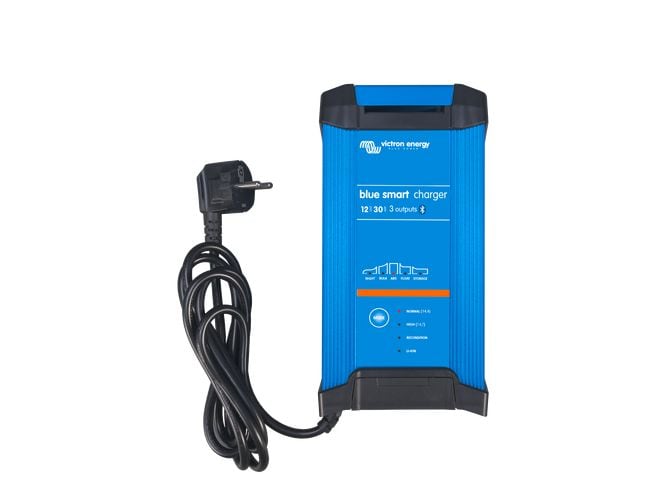 Victron Batterieladegerät Blue Smart mit Bluetooth, IP22 12 Ladegerät mit 3 Ausgängen