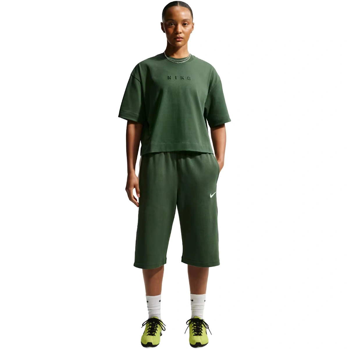 T-Shirt Nike Sportswear Boxy Mulher