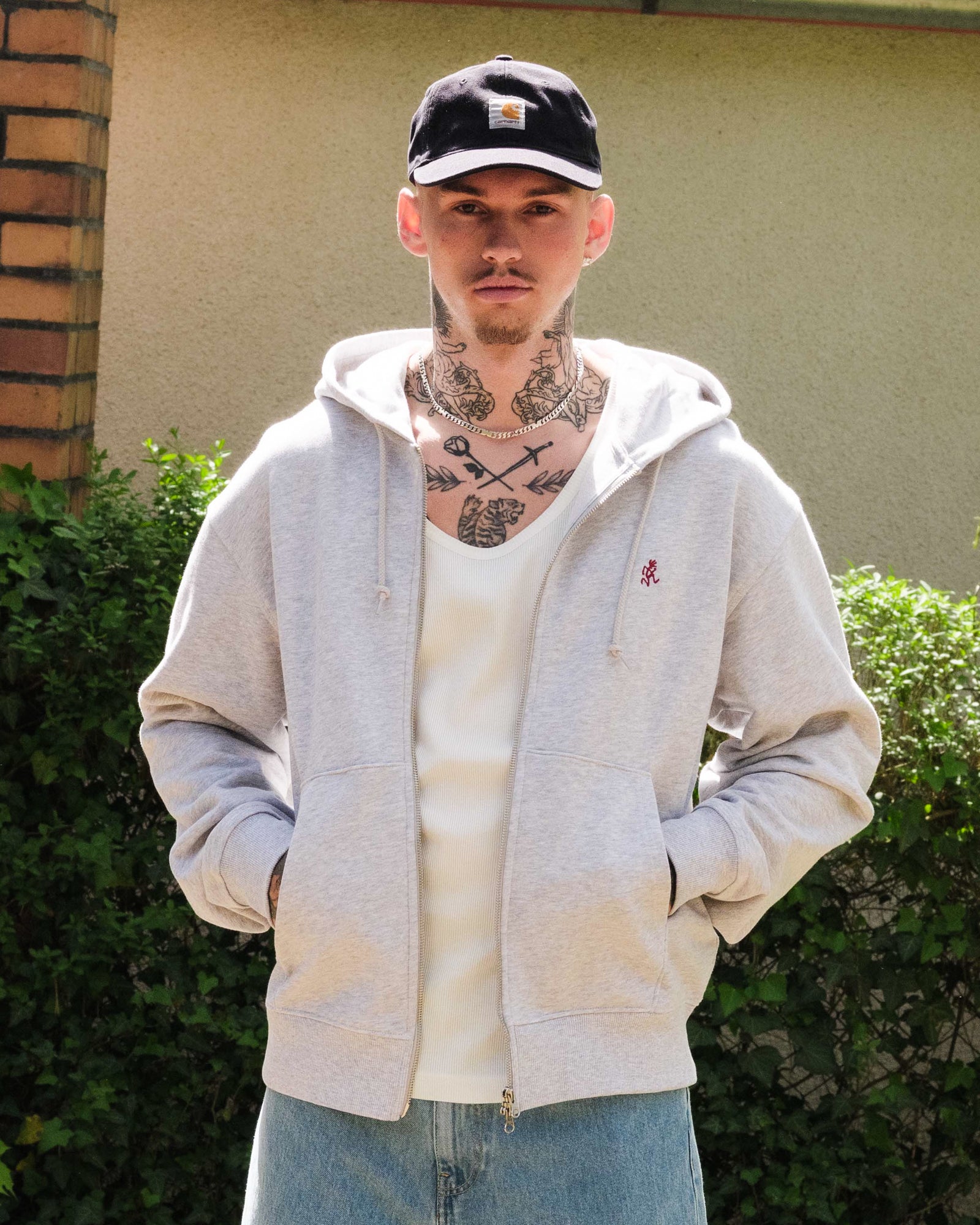 Gramicci<br>One Point Zip Hooded Sweatshirt