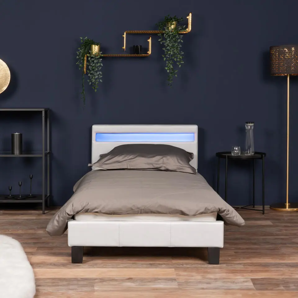 HOME DELUXE LED bed ASTRO Wit 90 x 200 cm
