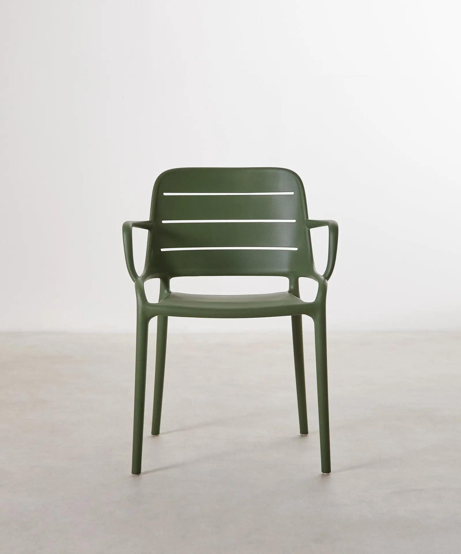 Silla de Polipropileno con Reposabrazos Mila