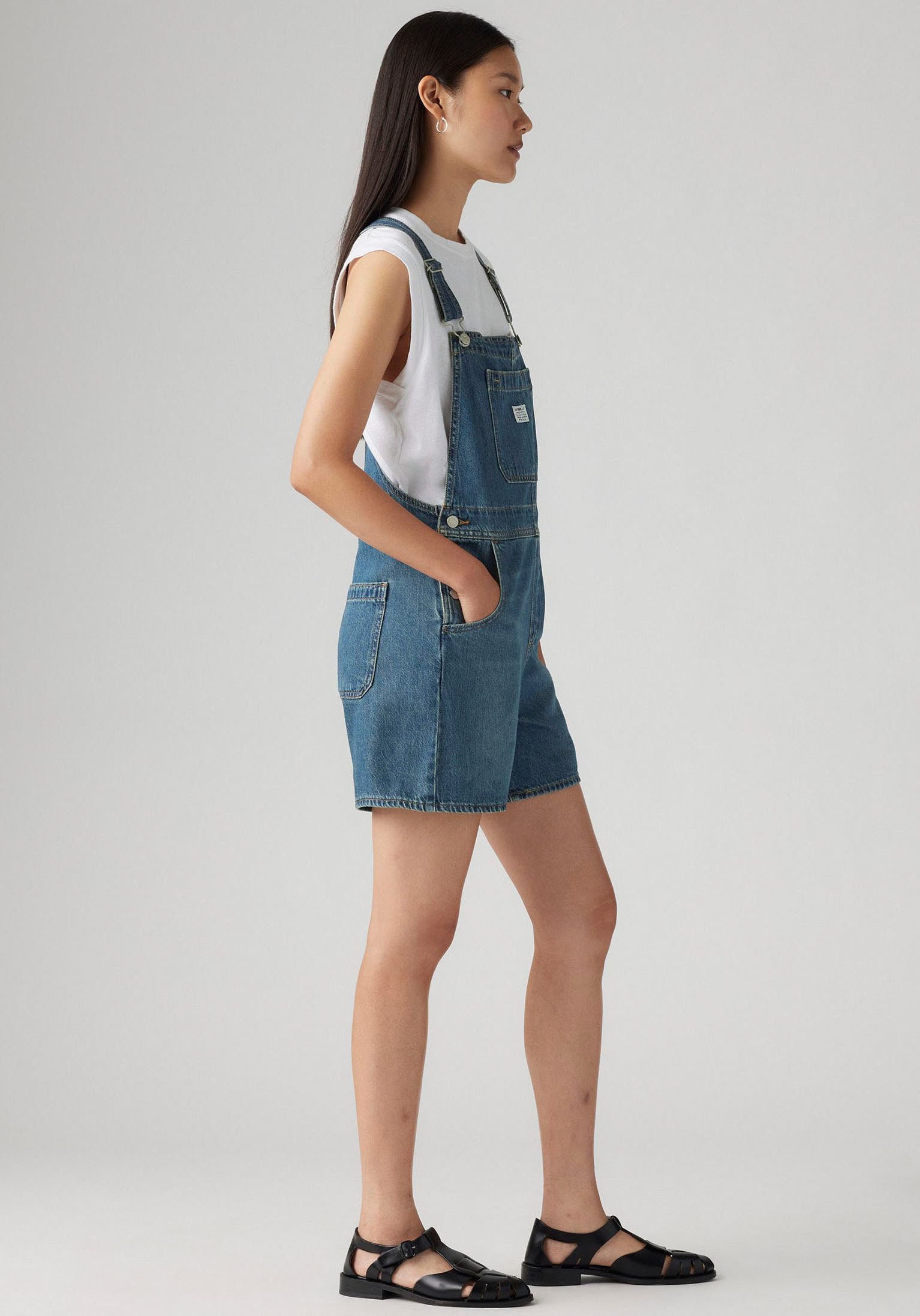 Levi's® Latzhose »UTILITY SHORTALL«  Sommerhose im Five-Pocket Style