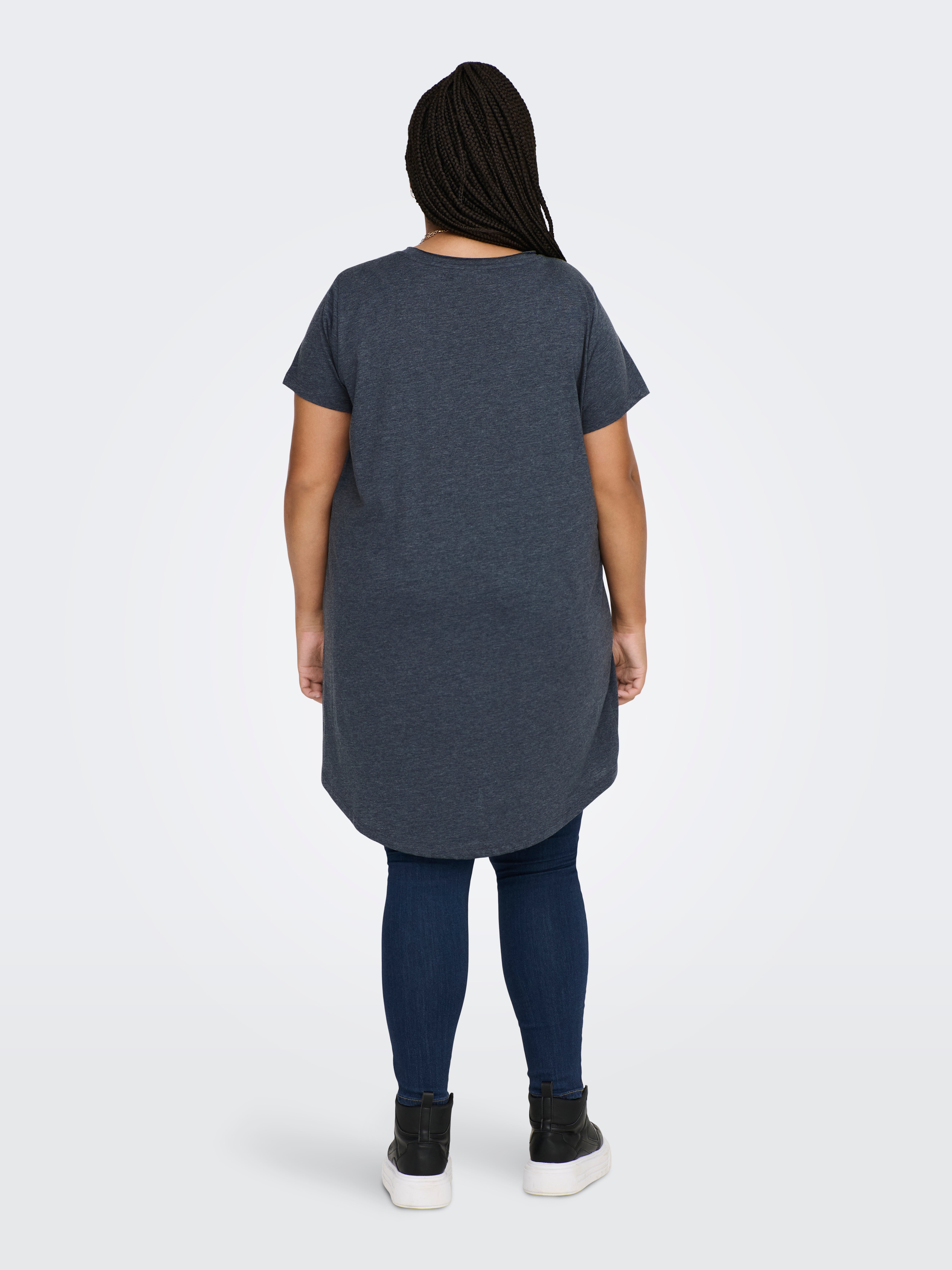 CARNEWLIA T-shirt India Ink