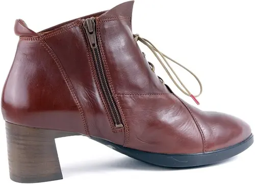 87157.45 THINK BRUIN - maat 38 veterboot bruin - maat 38 Calandschoen