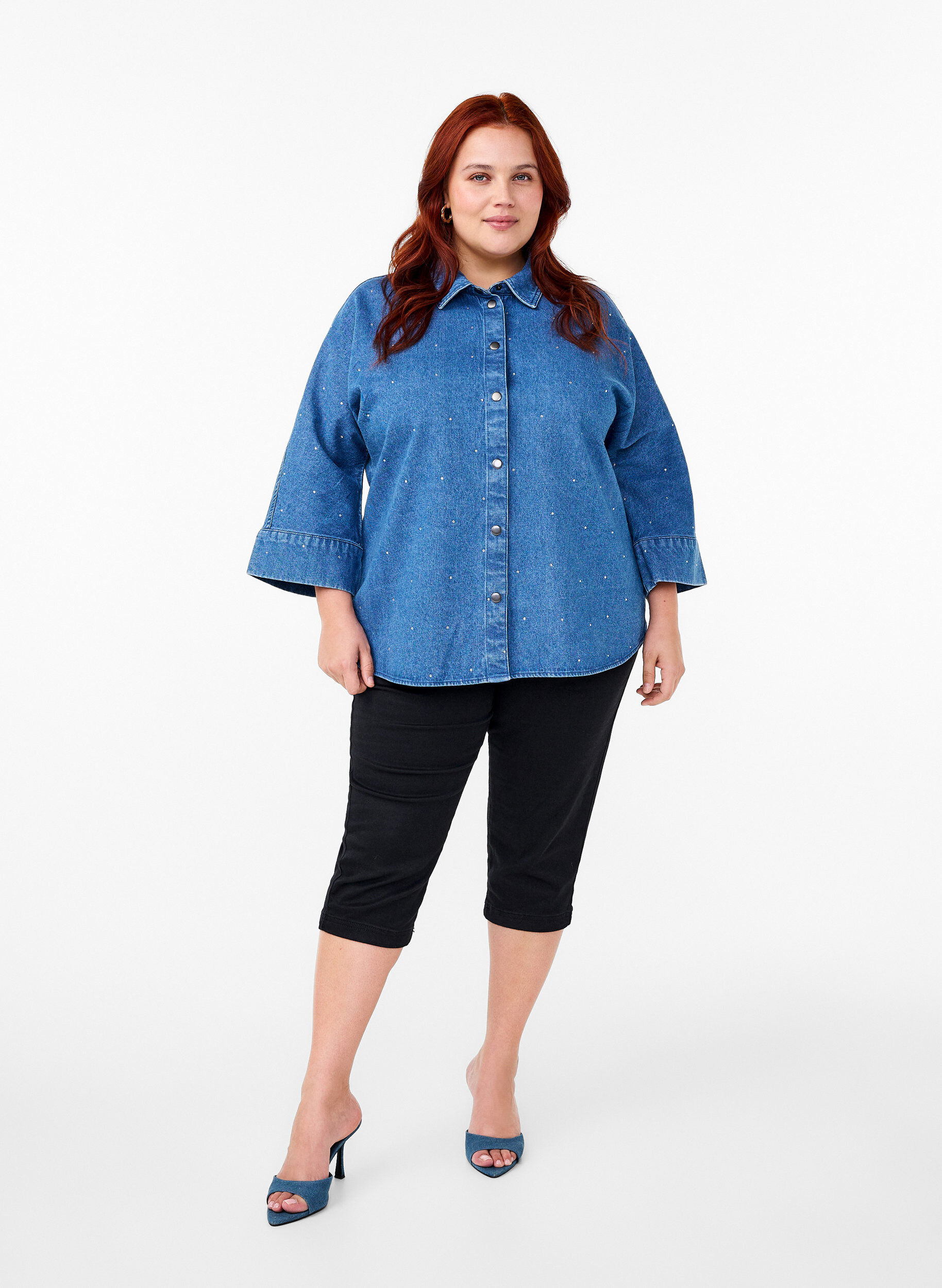 Denimskjorte med rhinsten og 3/4 ærmer