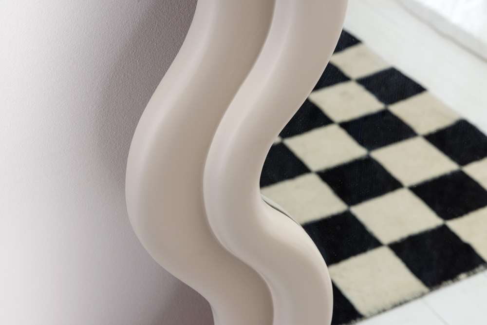Design Wandspiegel CURVY 160cm greige