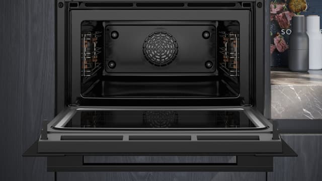 Siemens Mikrobølgeovn CM724G1B1 Integreret