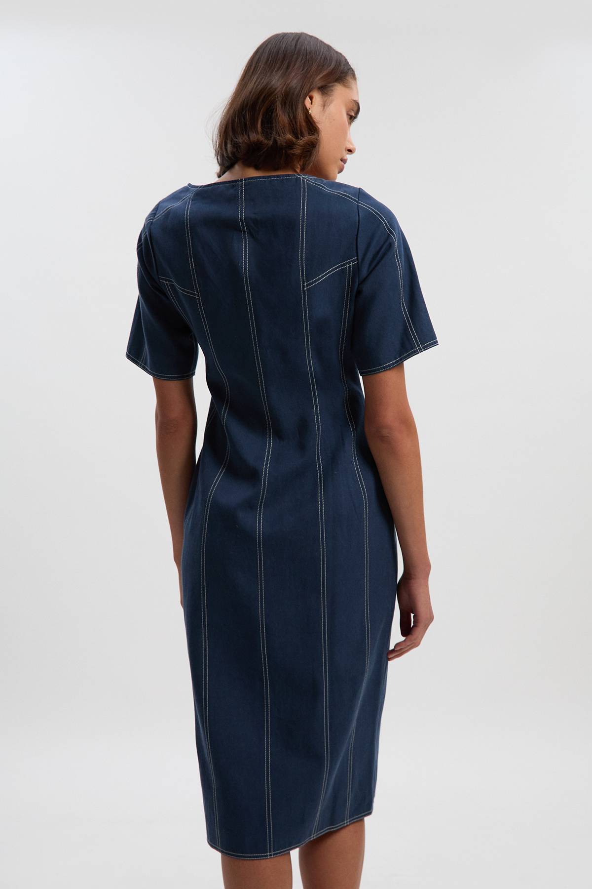KarenMillen Robe Midi Tissée Petite En Tencel Et Coton Avec Surpiqûres Contrastées Et Fermeture Éclair Devant