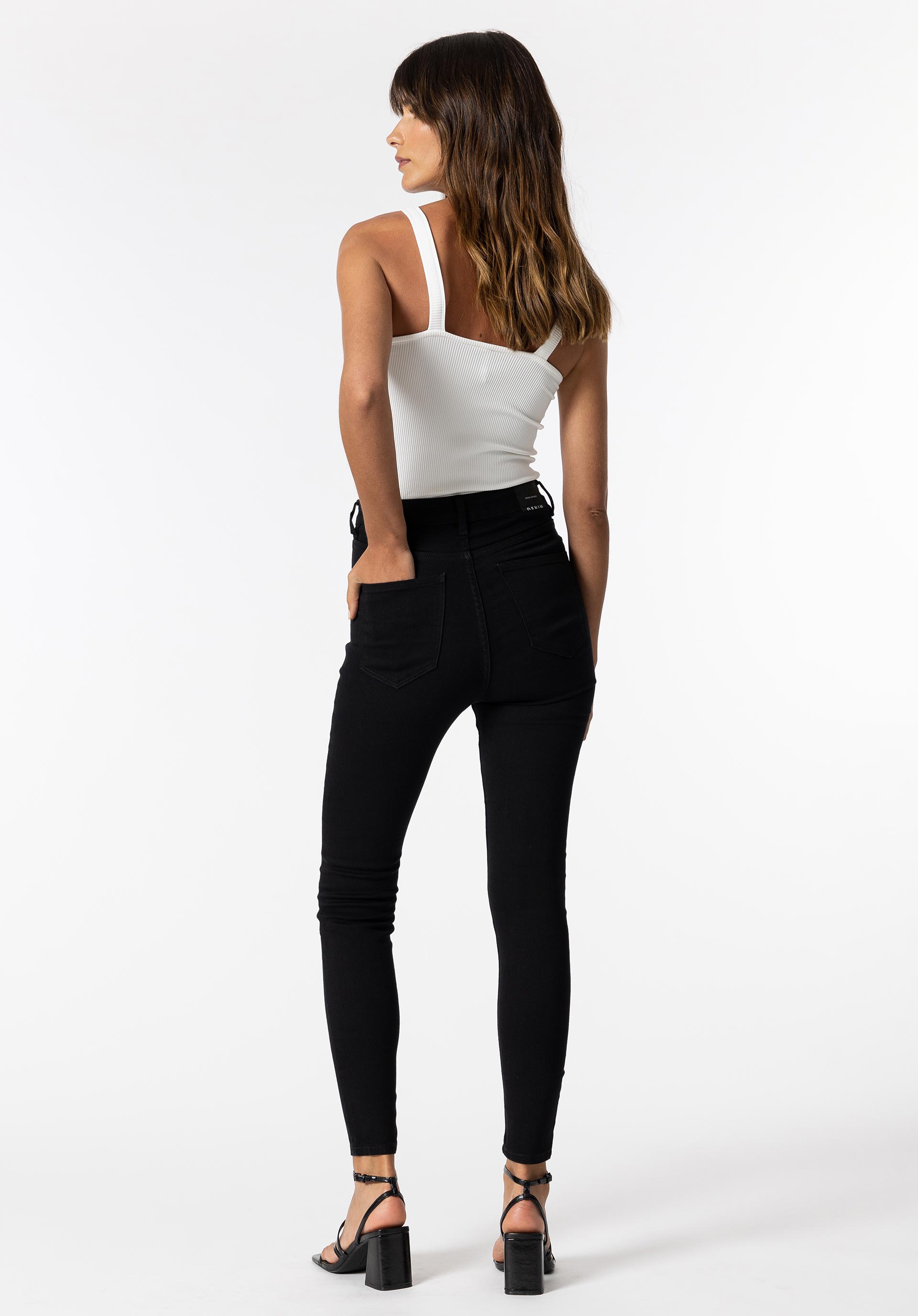 Jeans Jessie Skinny Cintura Alta