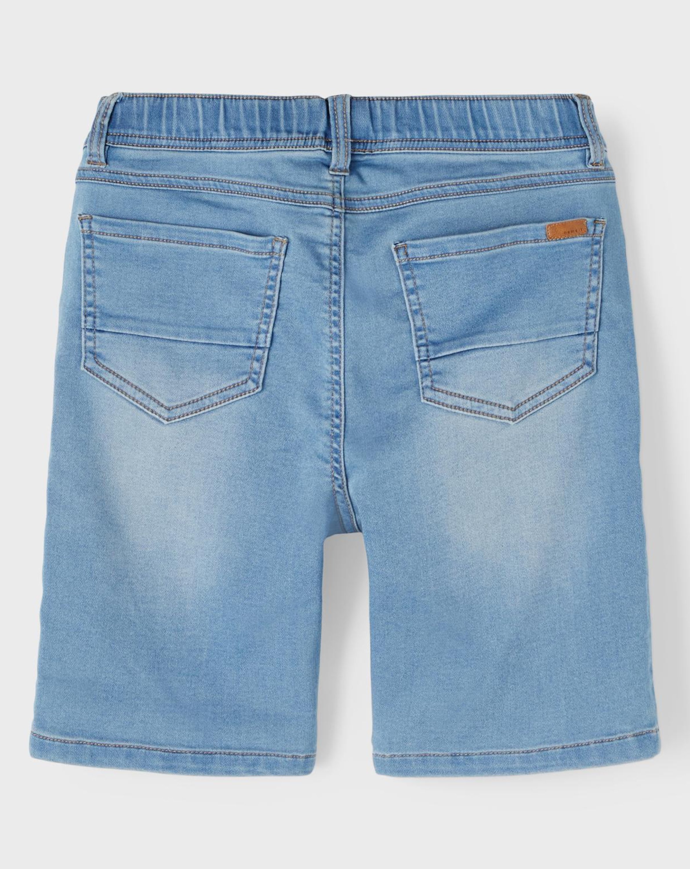 Bermudas NKMRYAN DNMTHAYER 1611 in light blue denim
