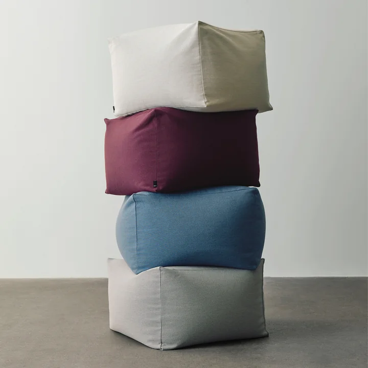 HAY - Story Pouf, H 40 cm, blau
