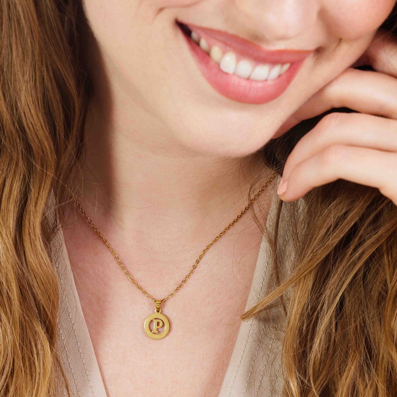 Stalen goldplated ketting met letter - P