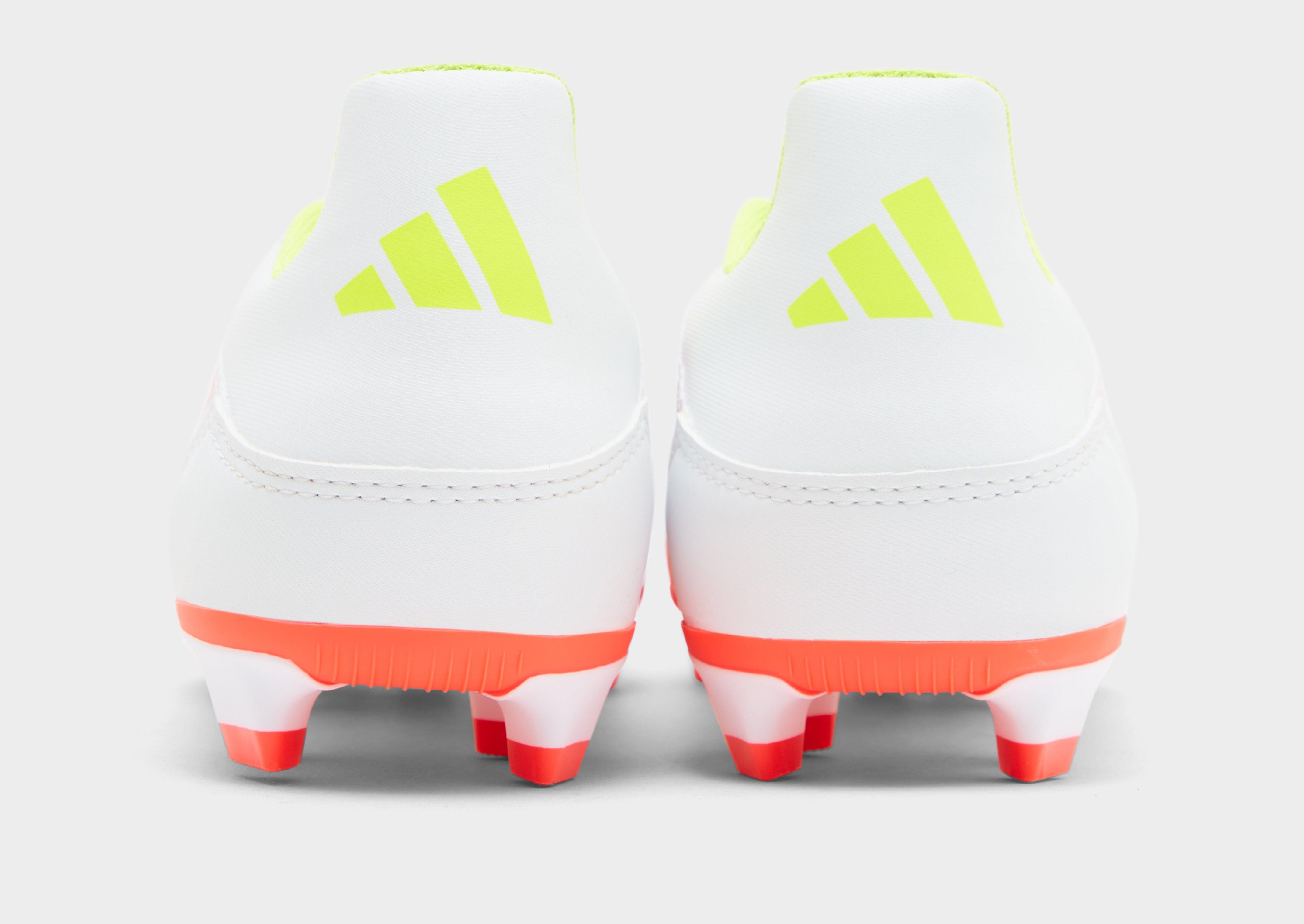 adidas Chaussure F50 Club Terrain souple / Multi-surfaces