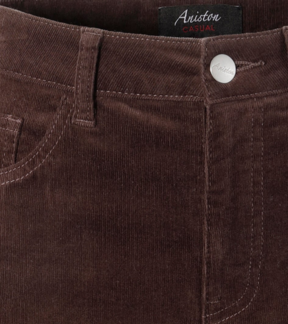 Aniston CASUAL Cordhose  in trendiger Bootcut-Form
