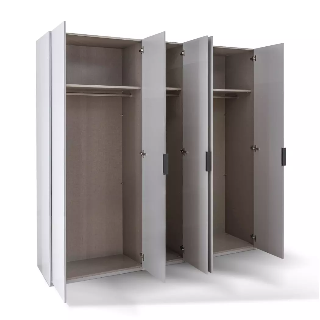 Kleiderschrank Vareno 225 x 222 cm