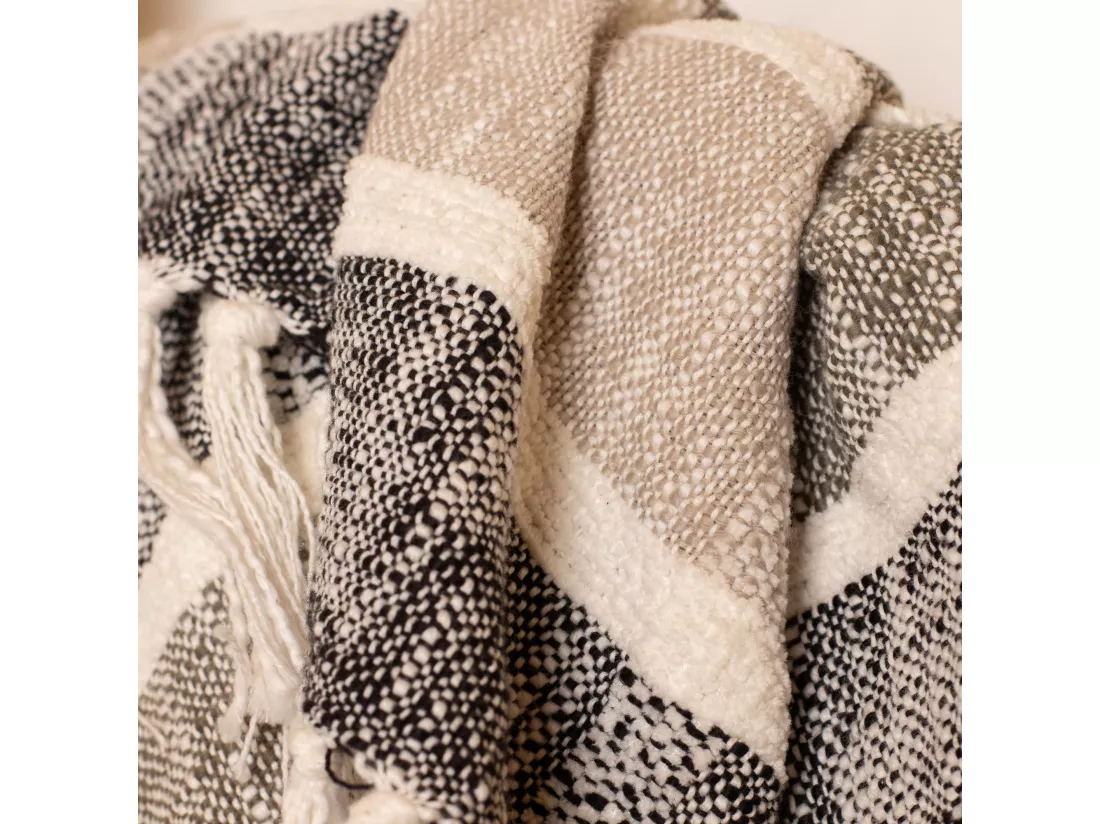 Now's Home - Plaid Frange En Coton Mouchete Ton Gris/ Noir 125x150cm Serra