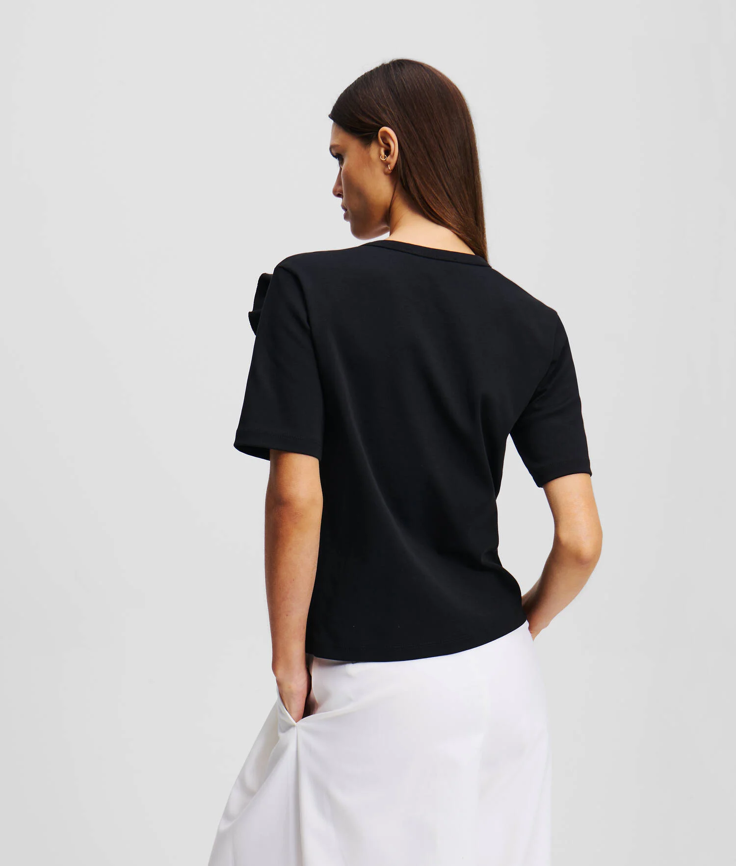 T-SHIRT MOTIF À FLEURS - Noir