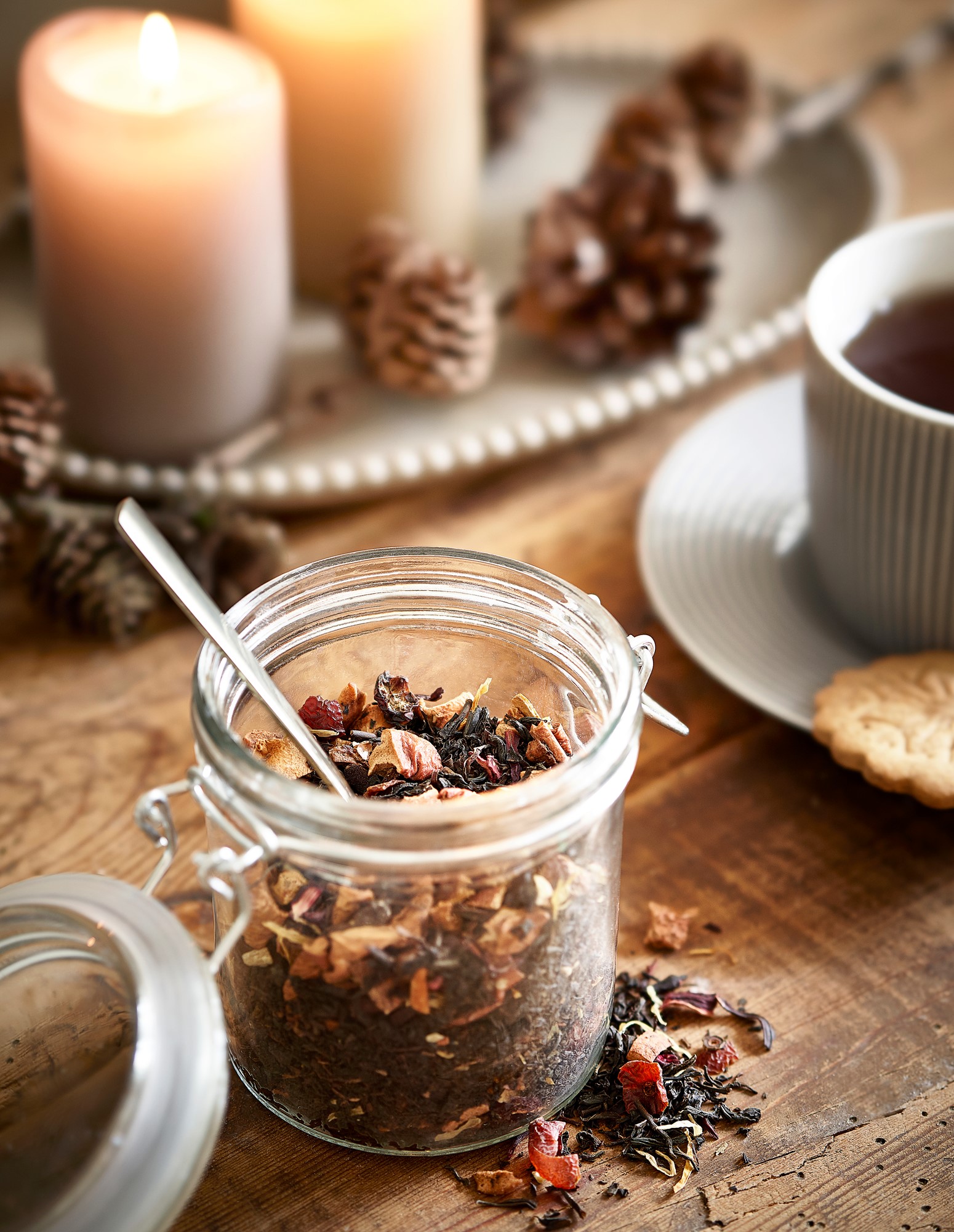Sort te - Juleminder | Sort te. 90 g.