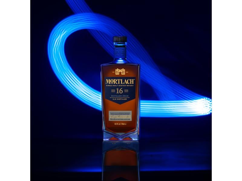 Mortlach Single Malt Scotch Whisky 16 Years 0.7 l Reichhaltige und komplexe Spirituosen Spezialität