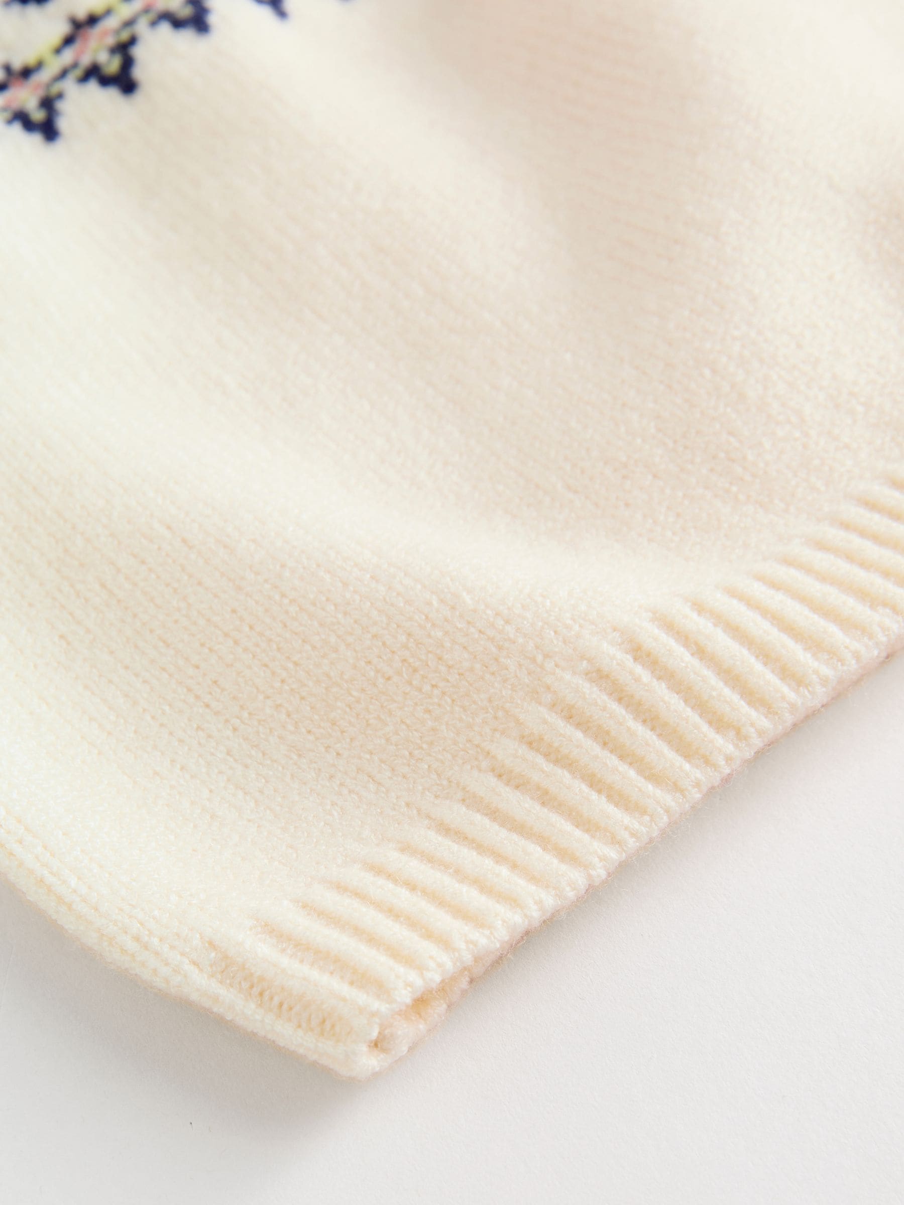 Crèmekleurig met fairislemotief - Babyset van gebreide top en legging (0mnd-2jr)