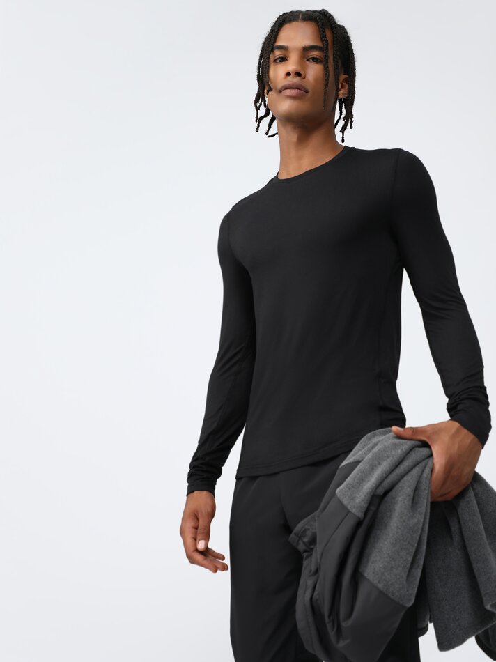 Camiseta térmica esportiva - Preta