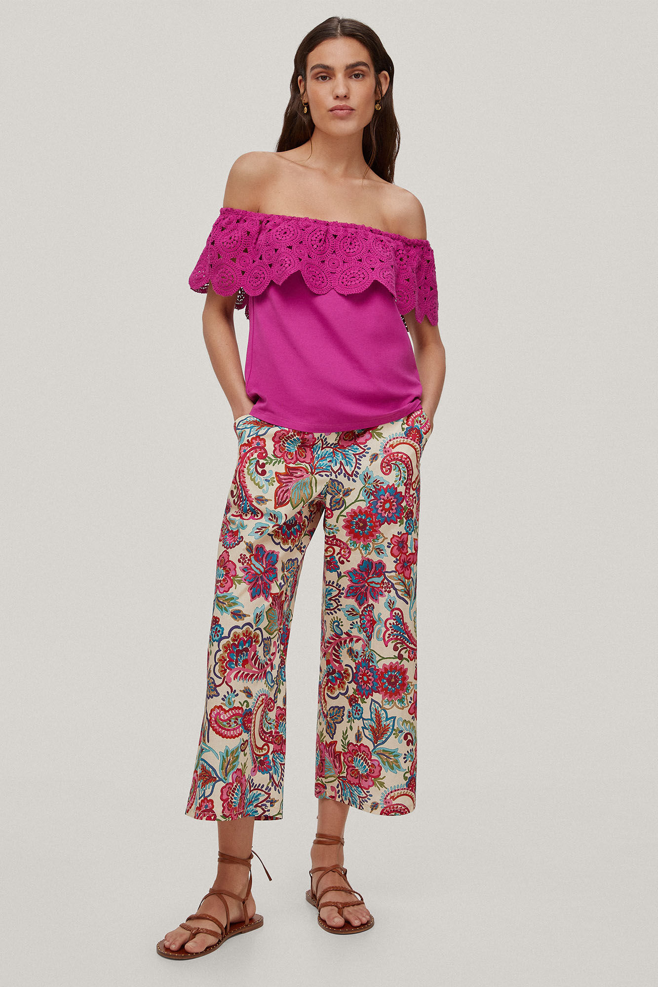 Blusa de crochê com babados - Roxa