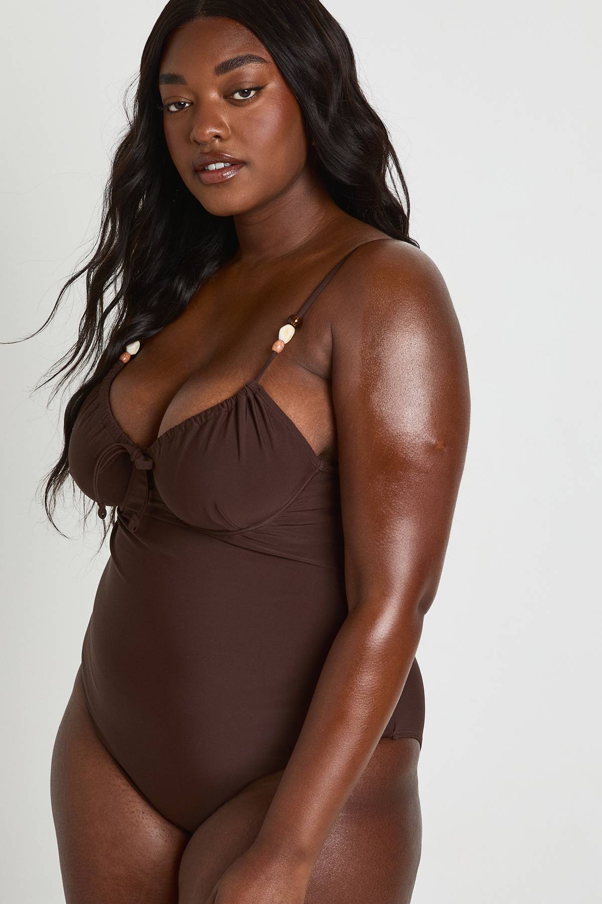 boohoo Maillot De Bain Balconnet Grande Taille Avec Détail De Perles
