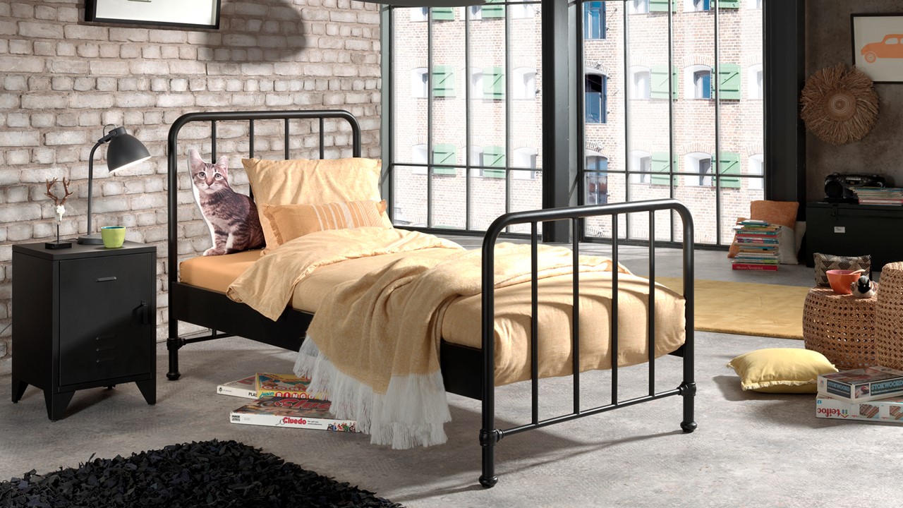 Bed Bronxx met nachtkast zwart