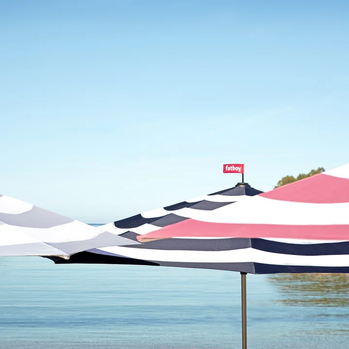 Fatboy - Stripesol Set Sonnenschirm Ø 350 cm anthrazit   Ständer schwarz