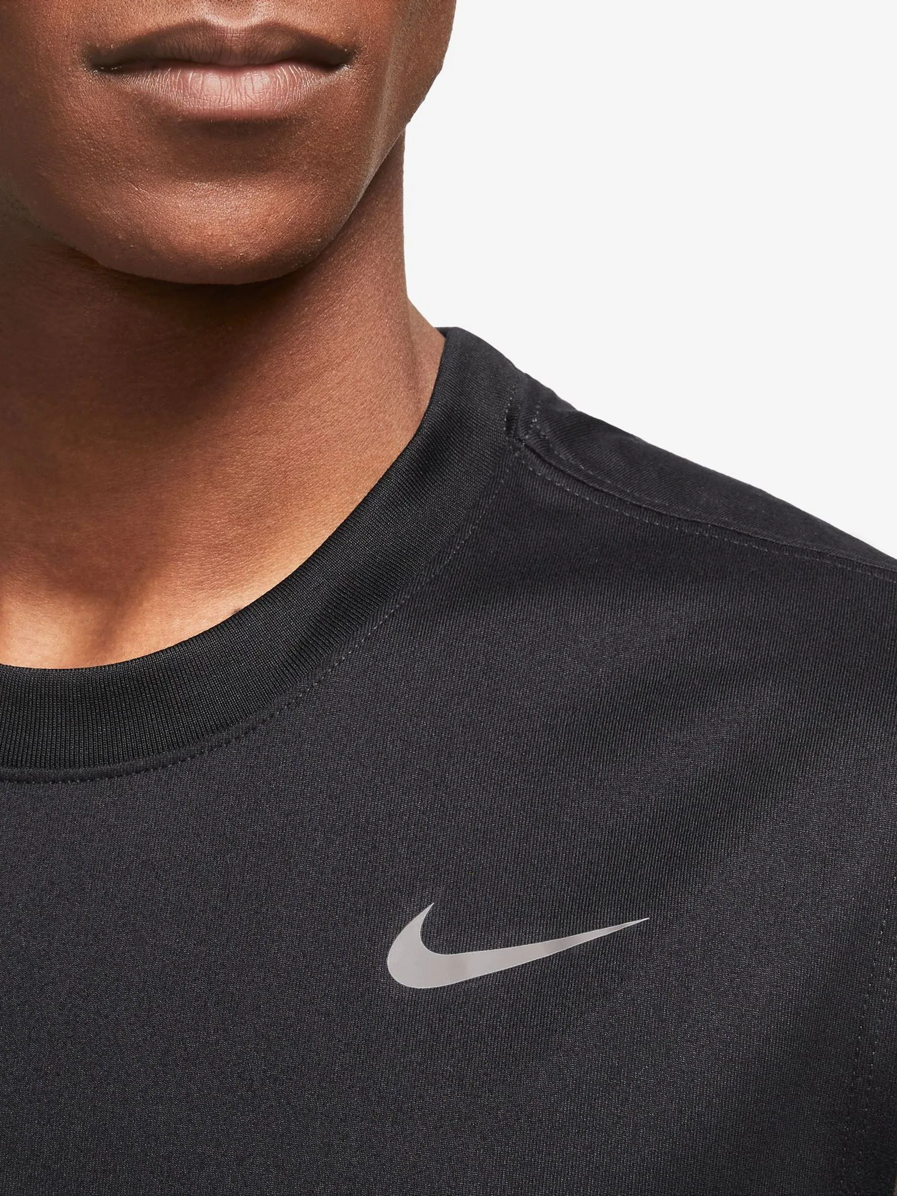 Zwart - Nike Dri-FIT Legend trainingshemd