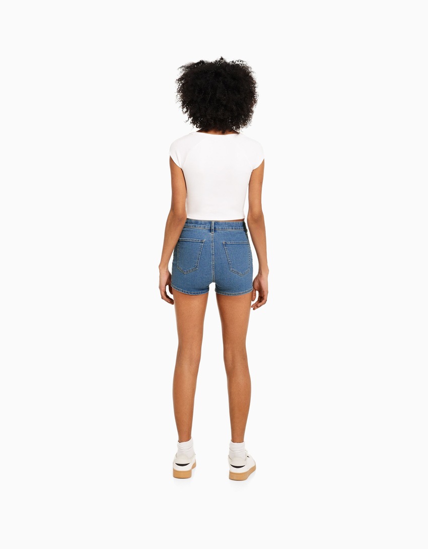 Shorts jeans de cintura alta com elastano