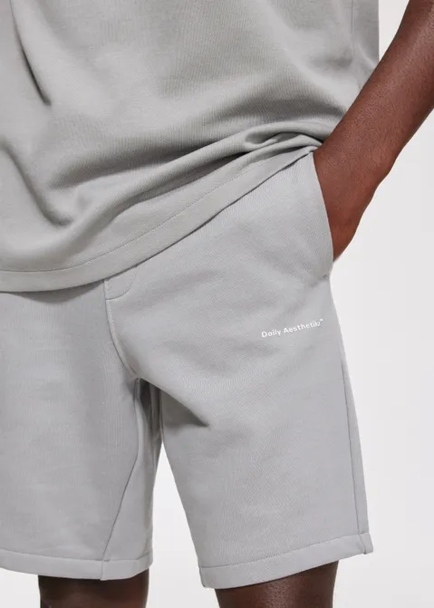 Korte broek met logo grijs (GRS.M)