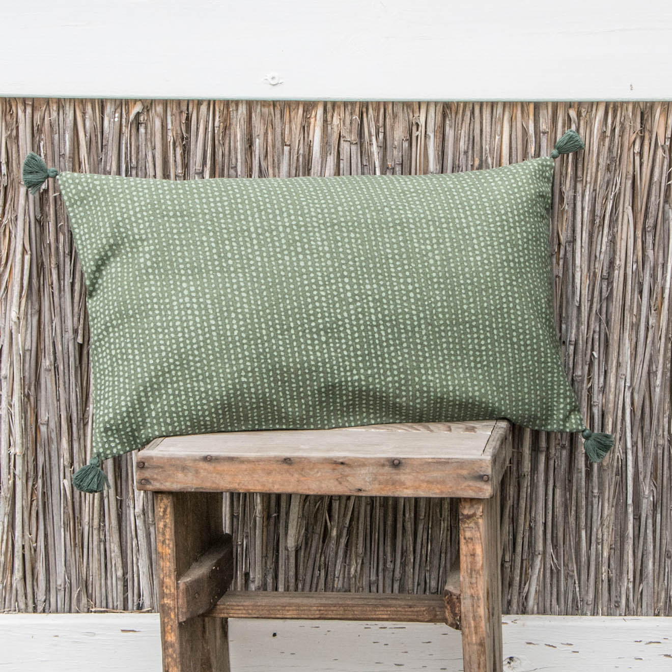 Febronie Housse de coussin Dots verte - 50x30 cm