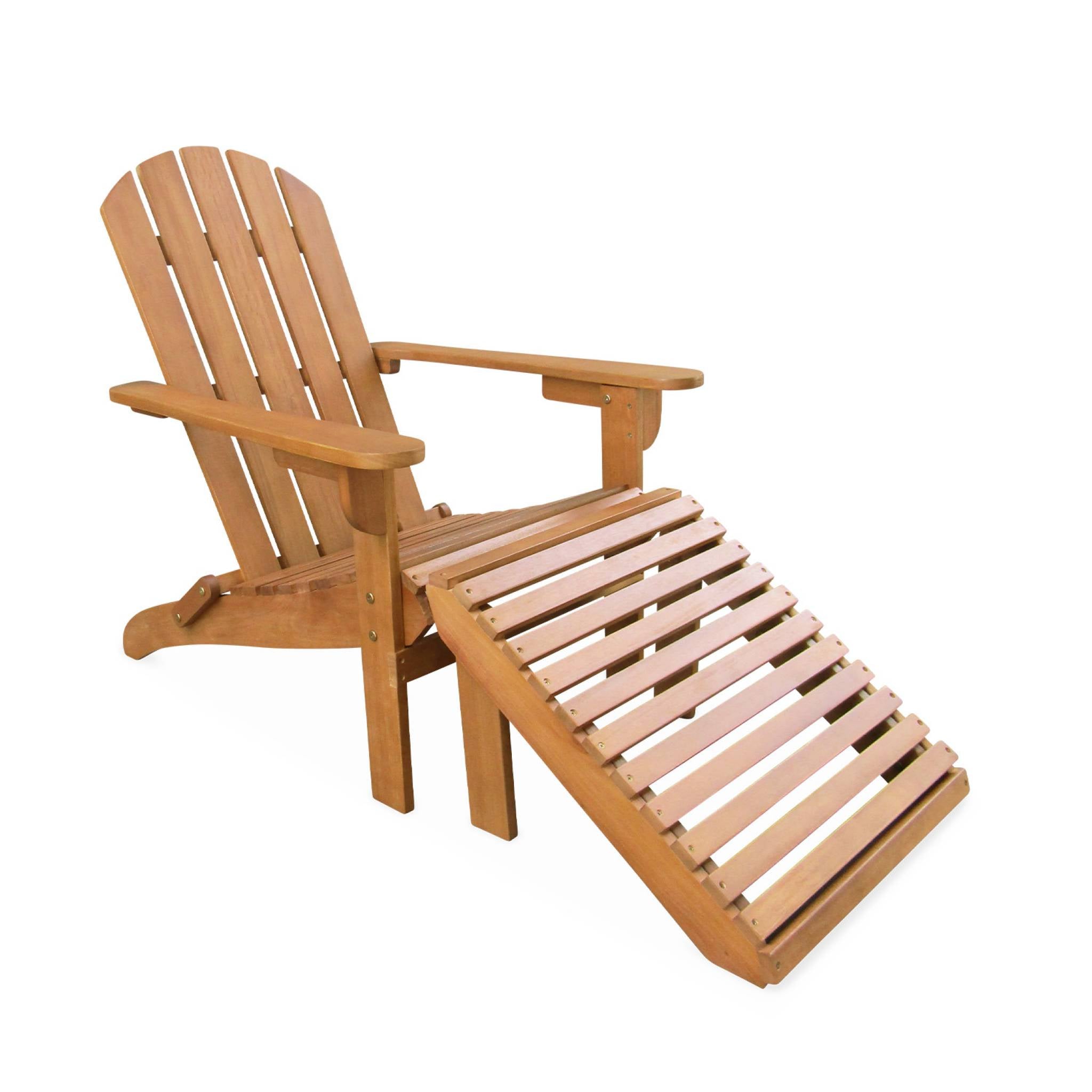 sweeek - Set van 2 eucalyptus houten tuinstoelen met tafel,
