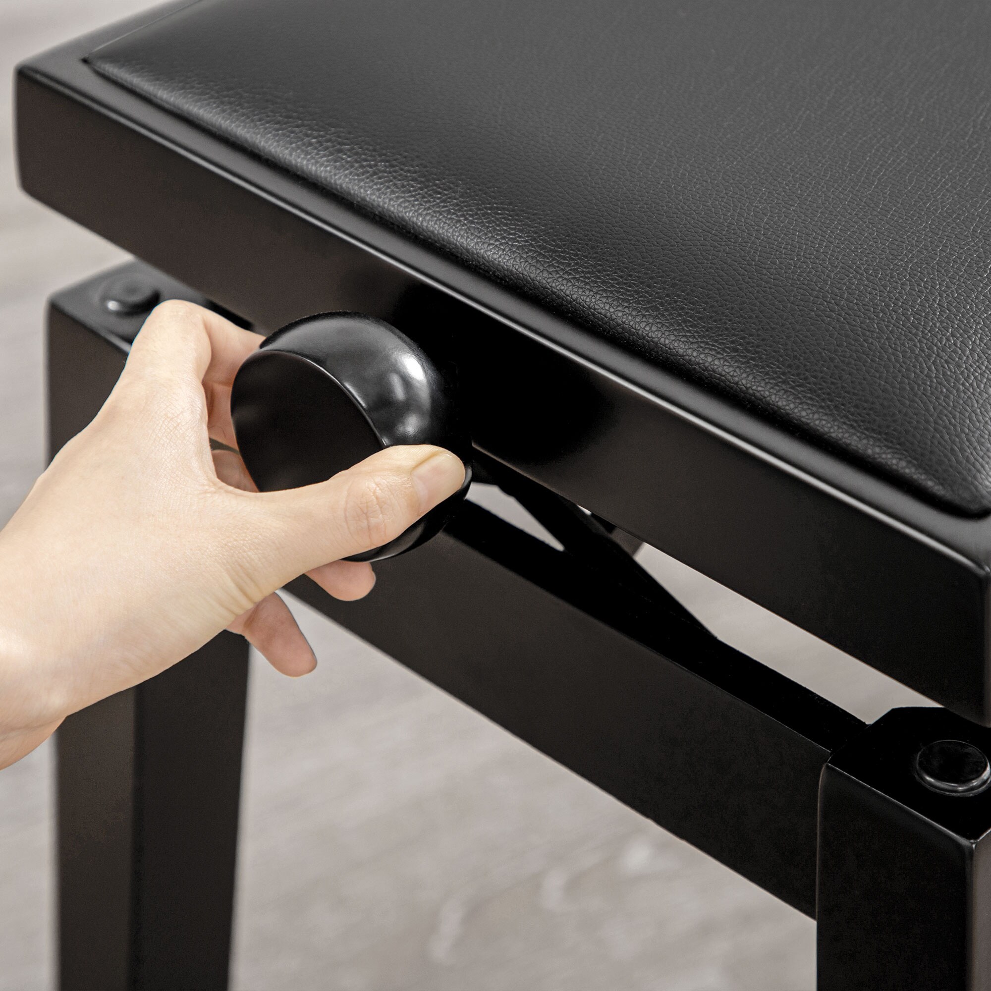 HOMCOM Klavierhocker mit rutschfesten Fußpads schwarz 63L x 33B x 45-56H cm