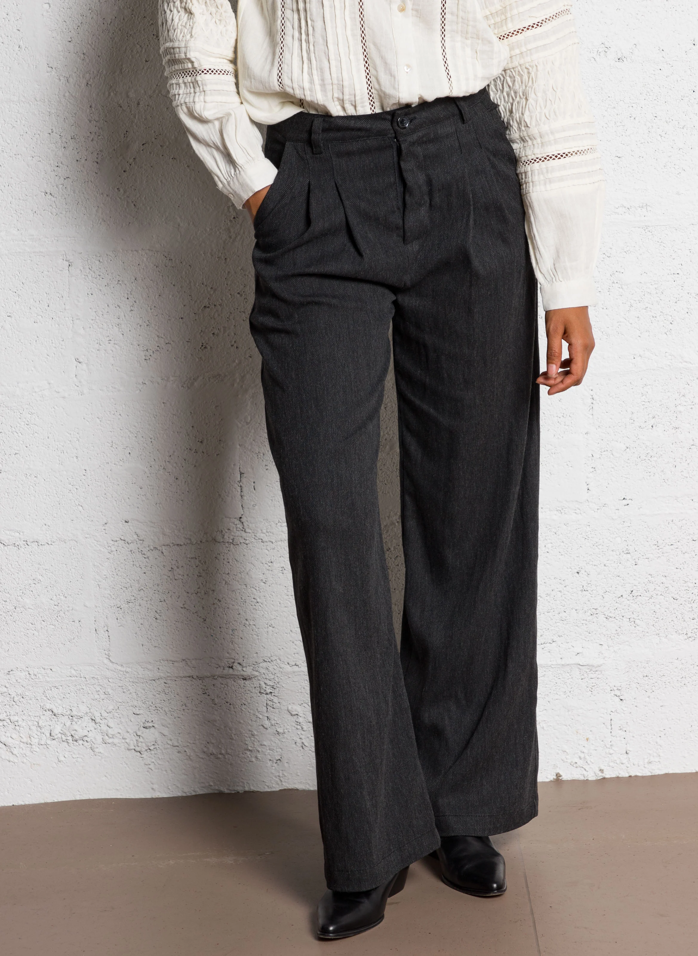 SAVILLE ROW MARLON - Pantalon large à pinces | Noir