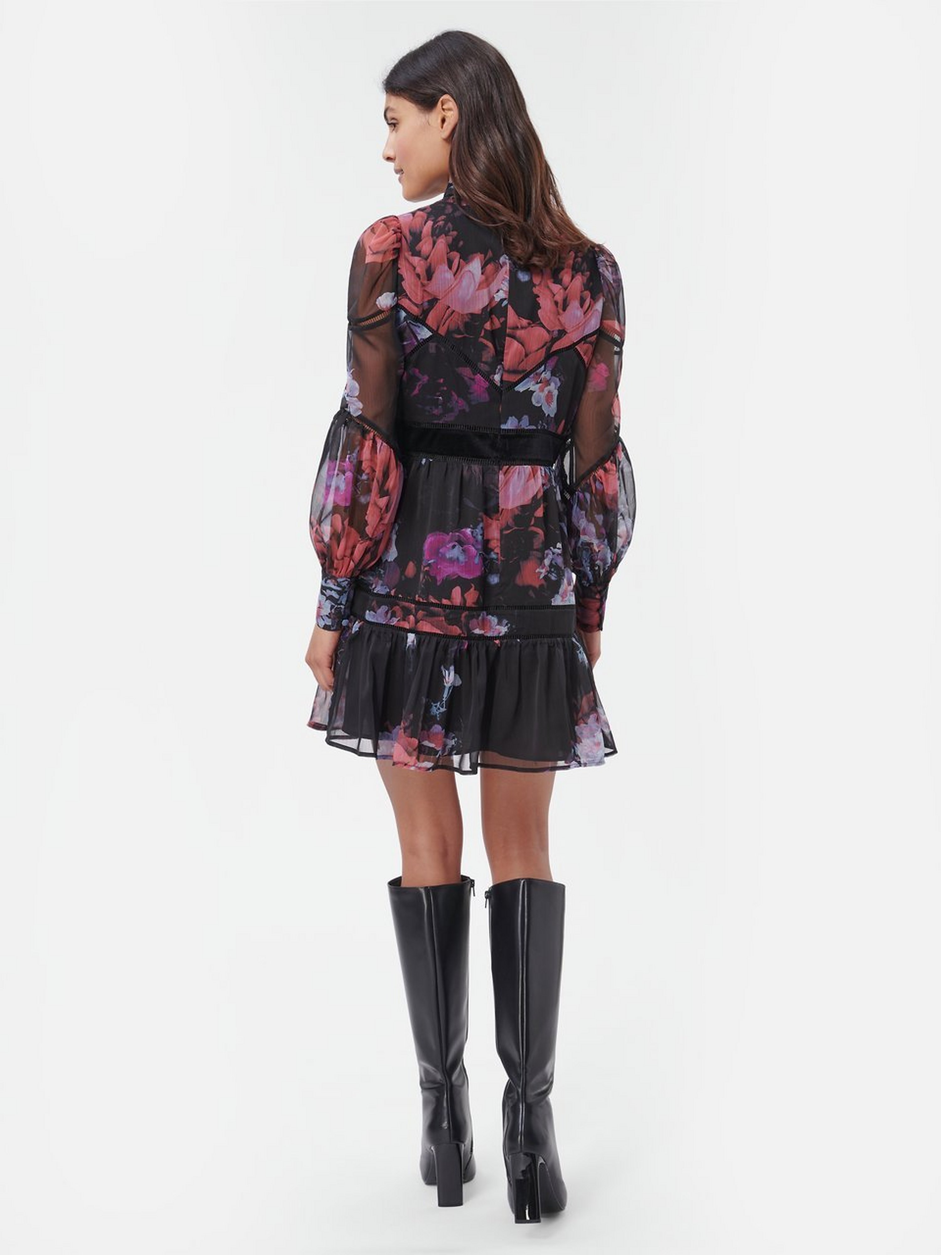 Kleid mit Stehkragen