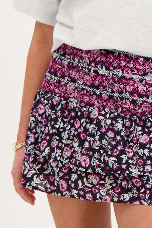 Zwart katoenen rokje met roze paisley print