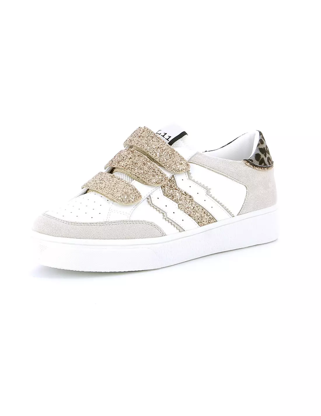 CL11 CL48 - Baskets White