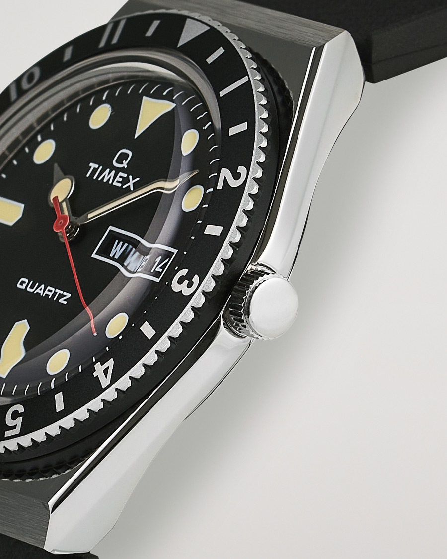 Timex Q Diver 38mm Rubber Strap Black