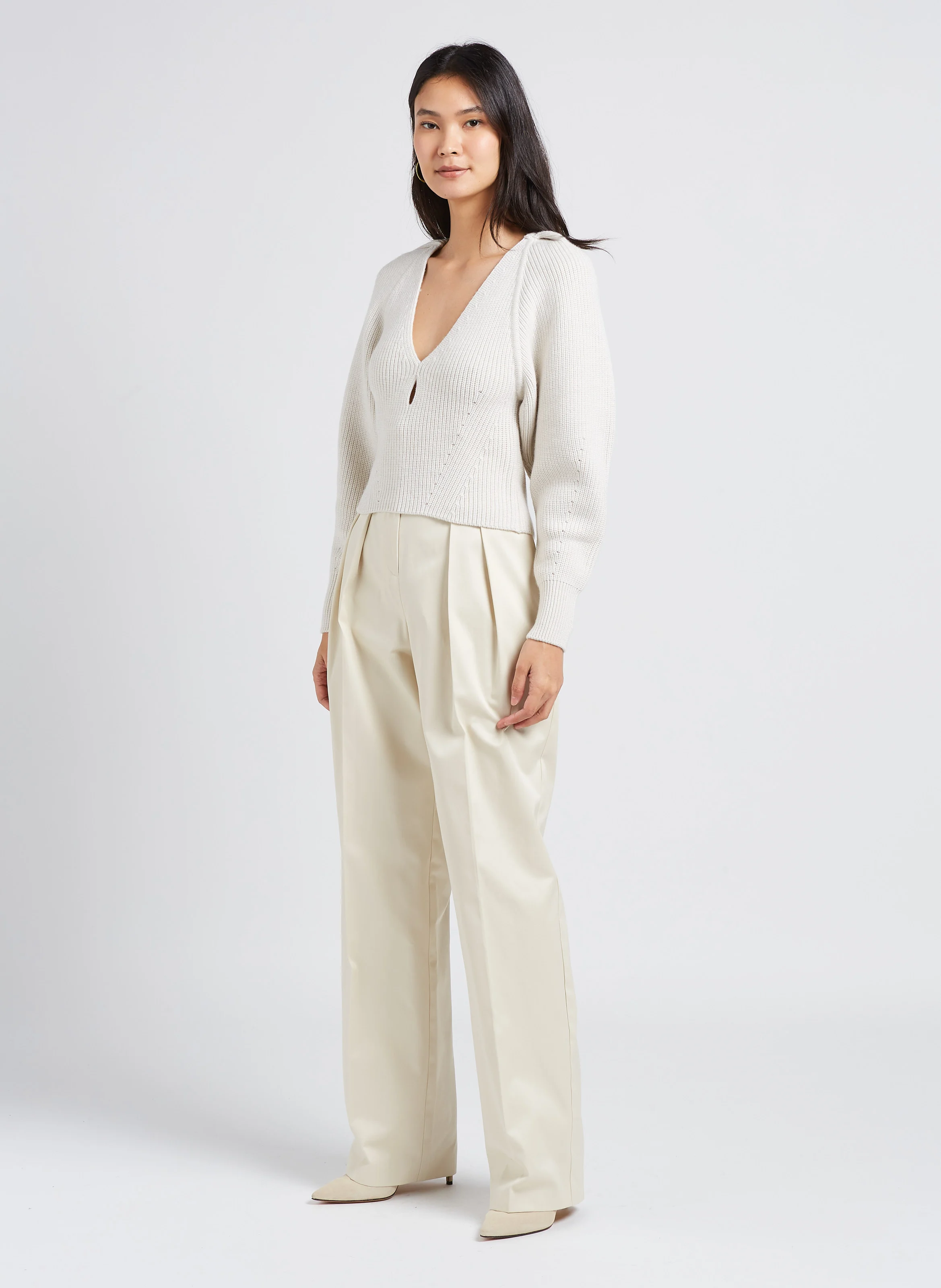 ADSILA - Pull décolleté V en laine | Beige
