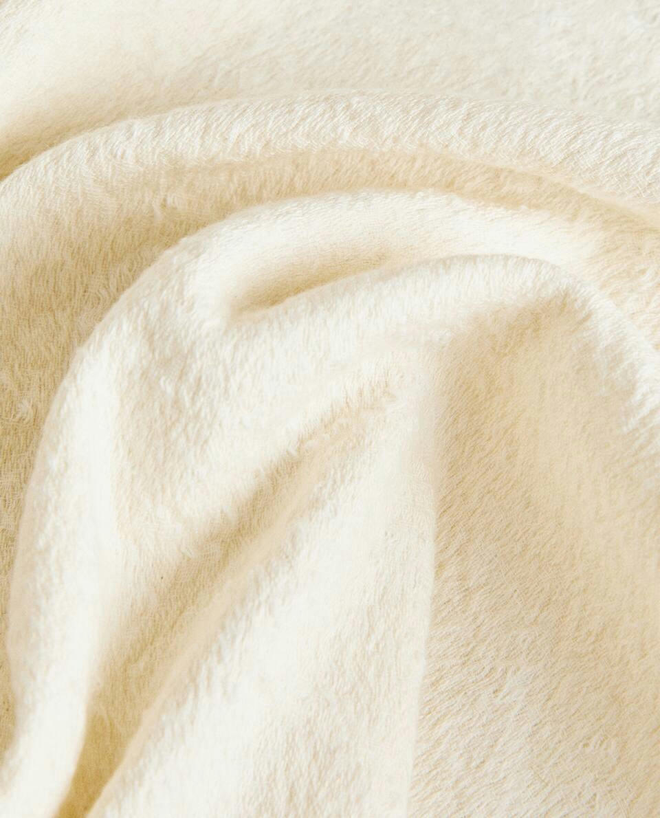 COBERTOR JACQUARD FLORAL