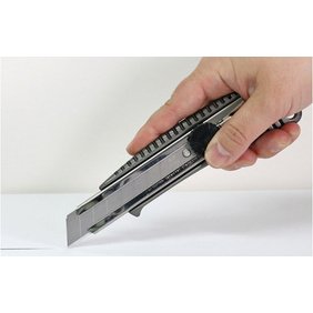 Cutter d'atelier NT Cutter L-500 GP 18 mm