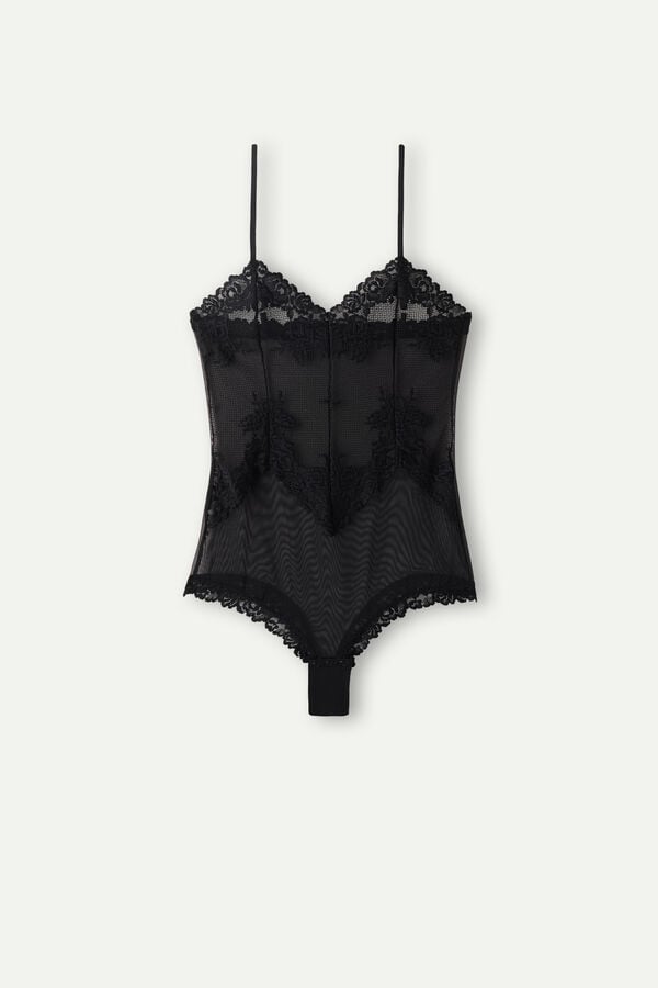 Body de tule e renda com lindas flores