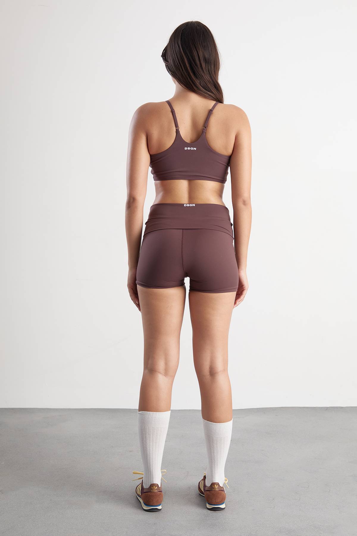 Brassière De Sport À Bandes Latérales Sculptante Dsgn Studio