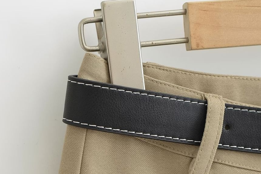 Avauntgardo - Low Rise Plain Cargo Hotpants