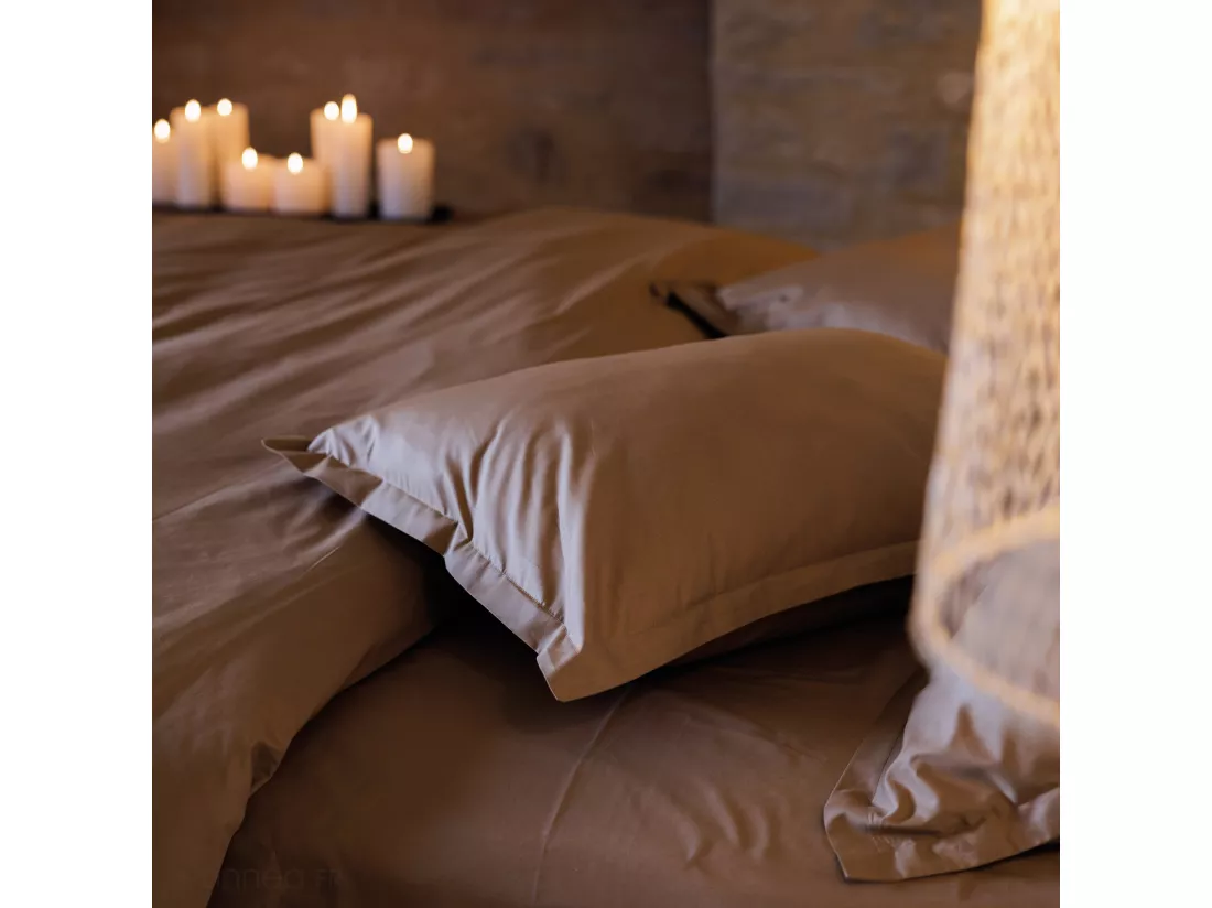 Drap plat pour lit 270x300 cm percale de coton MANOIR blanc Neige